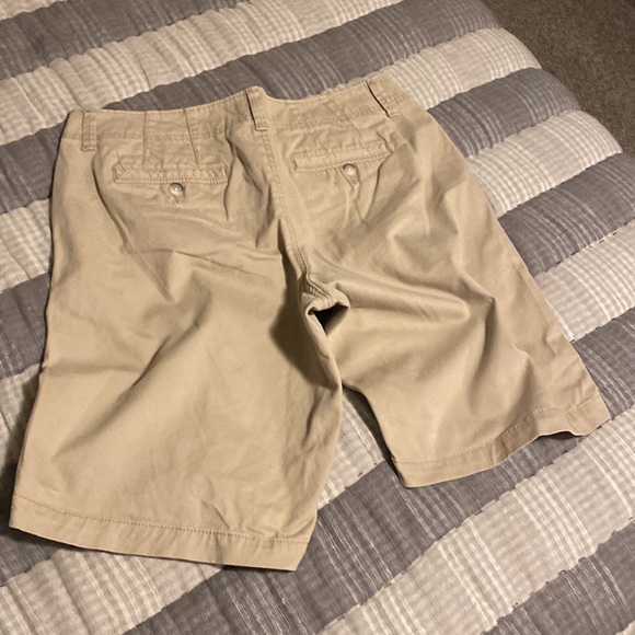 Gap Bermuda Shorts - Picture 4 of 5